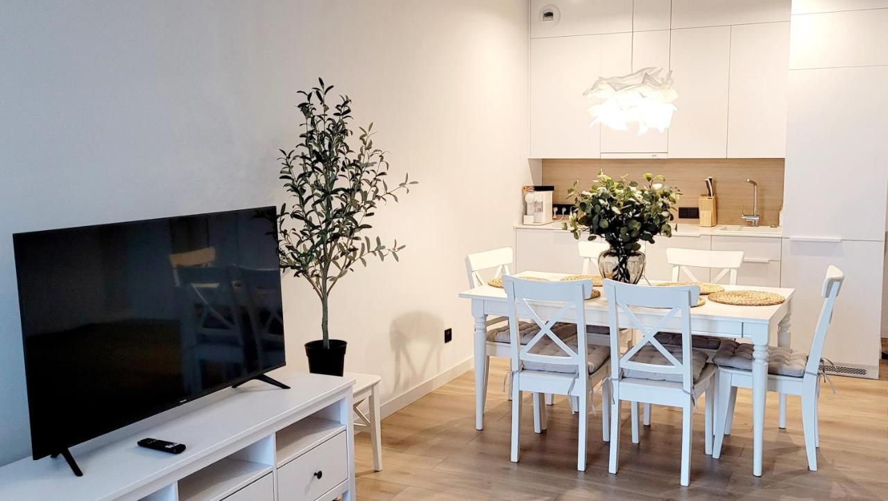 Pinea Apartments Поберово Екстериор снимка