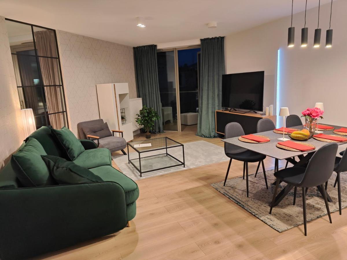 Pinea Apartments Поберово Екстериор снимка