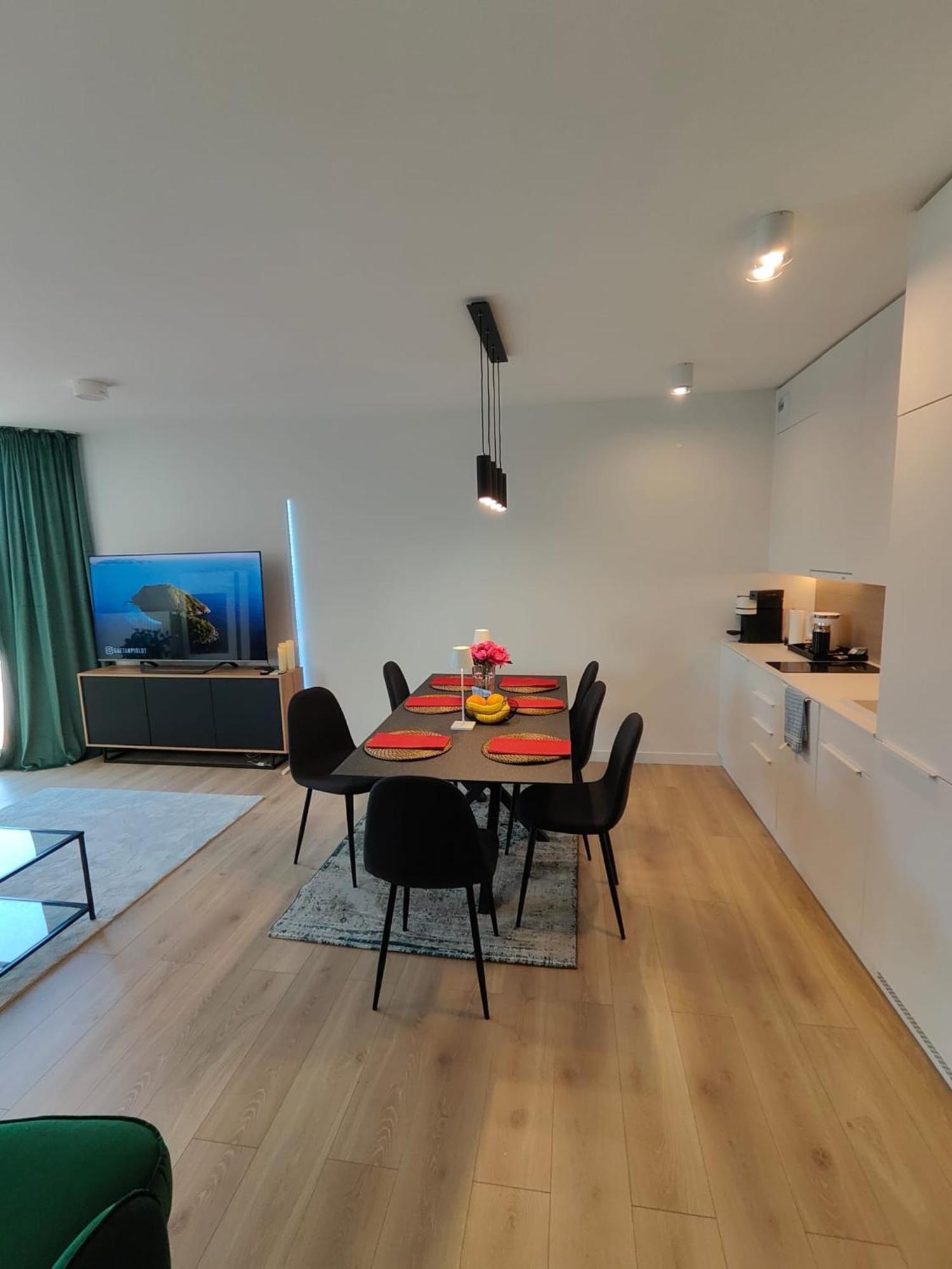Pinea Apartments Поберово Екстериор снимка